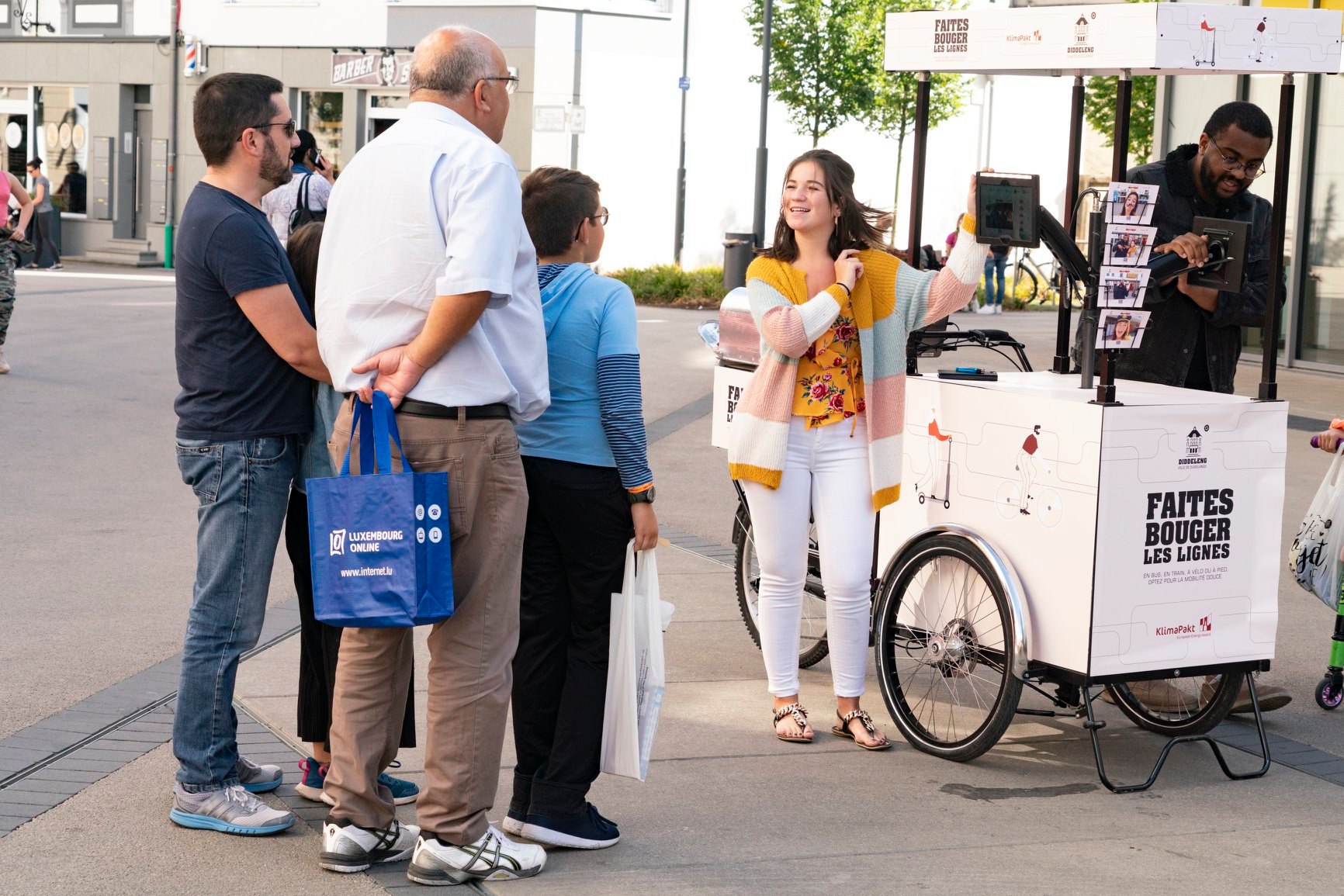 Shine a light event agency Luxembourg - Creates immersives experiences - Activations general public Dudelange Town