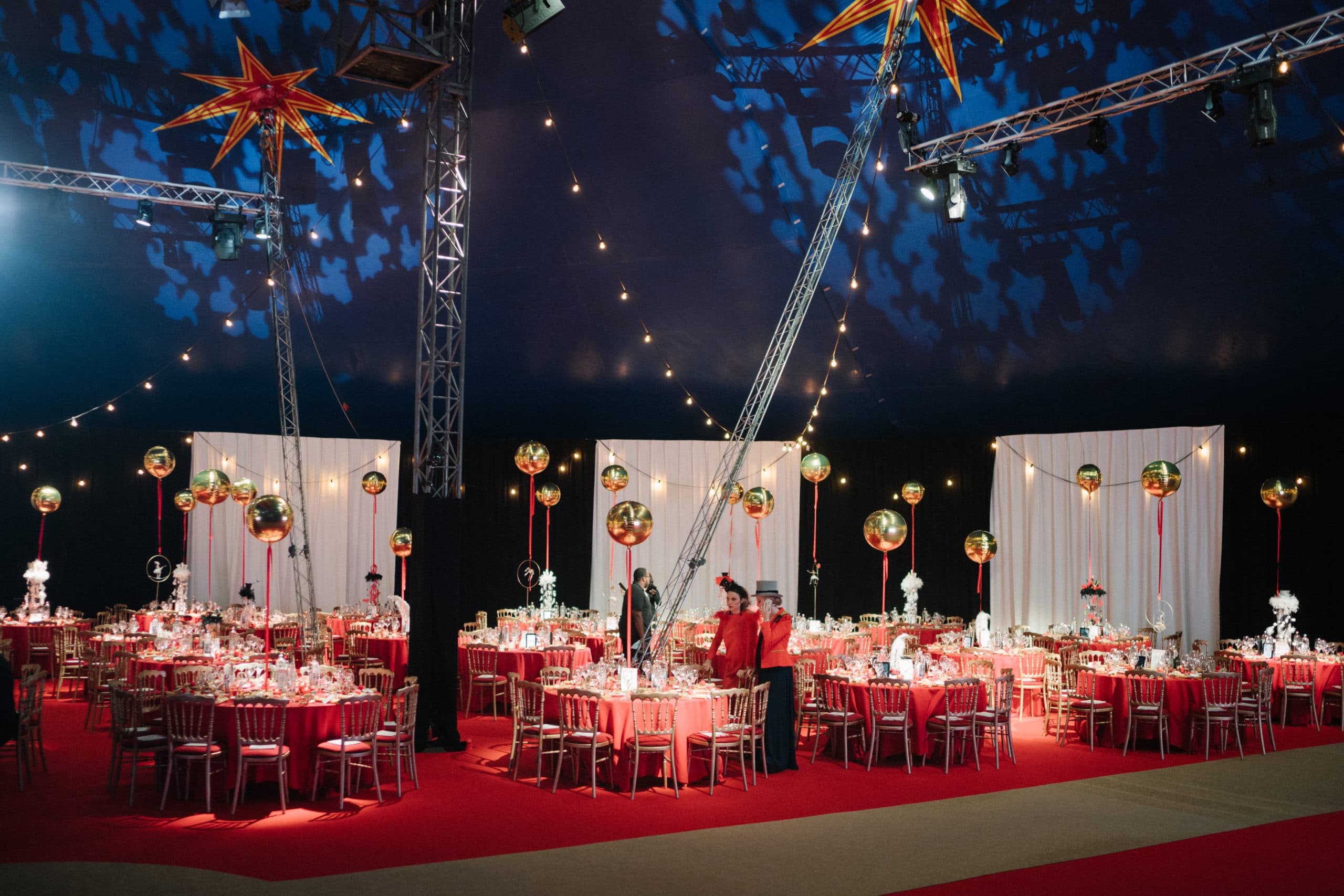 Shine a light event agency Luxembourg - Creates immersives experiences - The circus Red Cross Ball