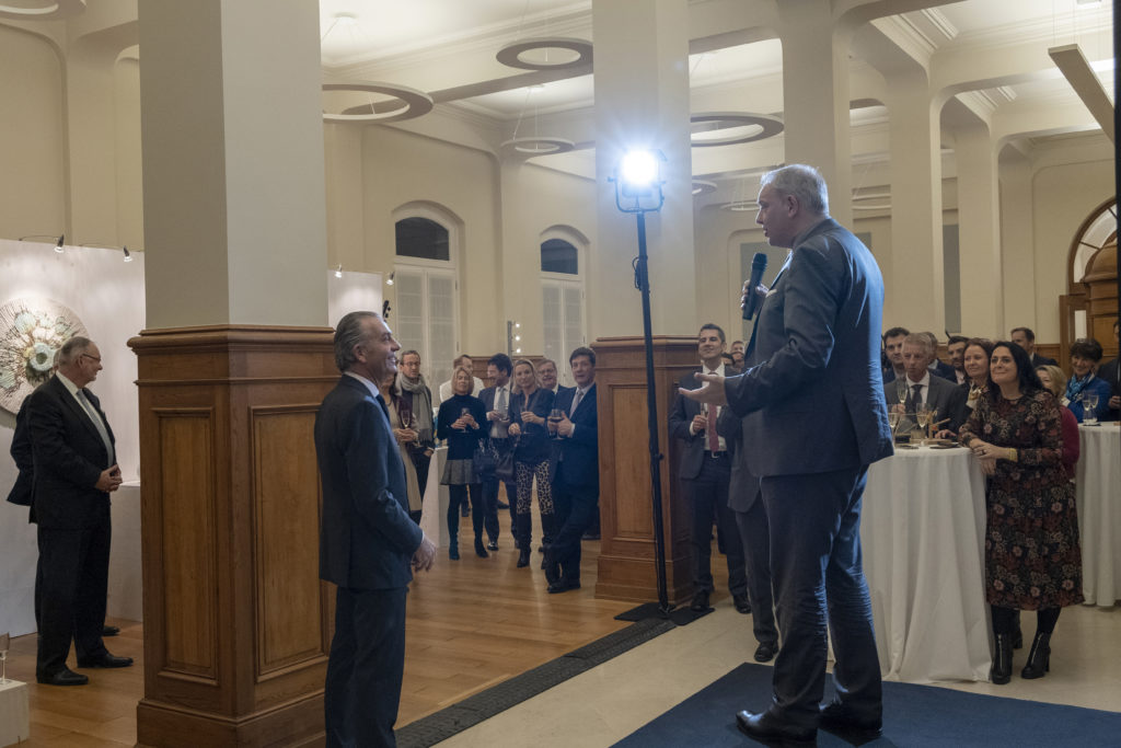Shine a light agence évènementielle luxembourg - créateur d'expériences immersives - Anniversaire KNEIP